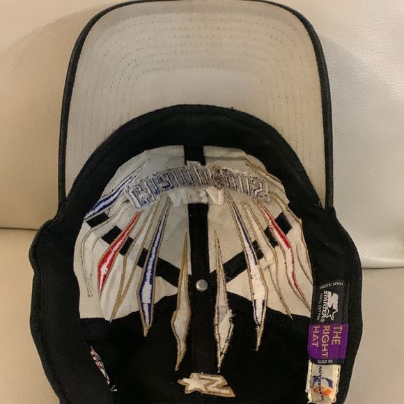 Chicago Bulls Original locker room Championship hat from 1998 title - Picture 5 of 5